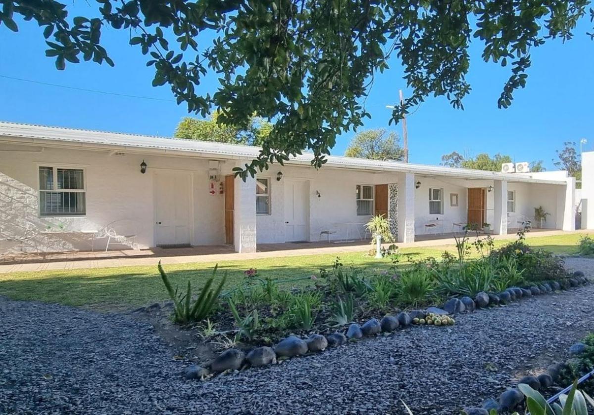Rietjiesbos Self Catering Hotel Graaff-Reinet Exterior foto